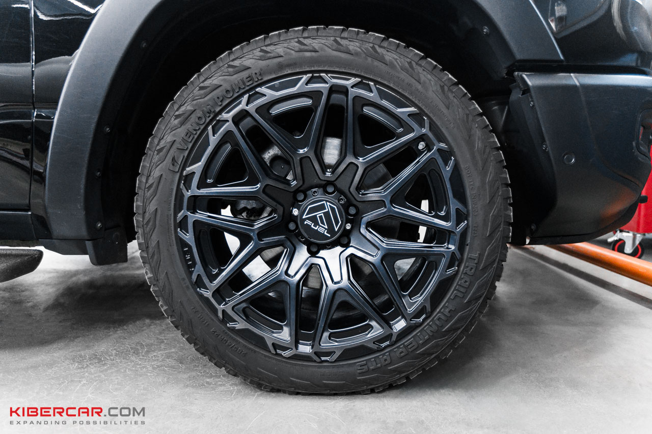 Ram 1500 тормоза Brembo & PowerStop (1).jpg