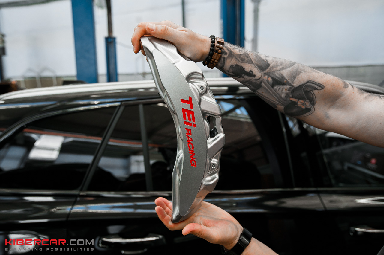 Суппорты TEI Racing с фирменным логотипом
