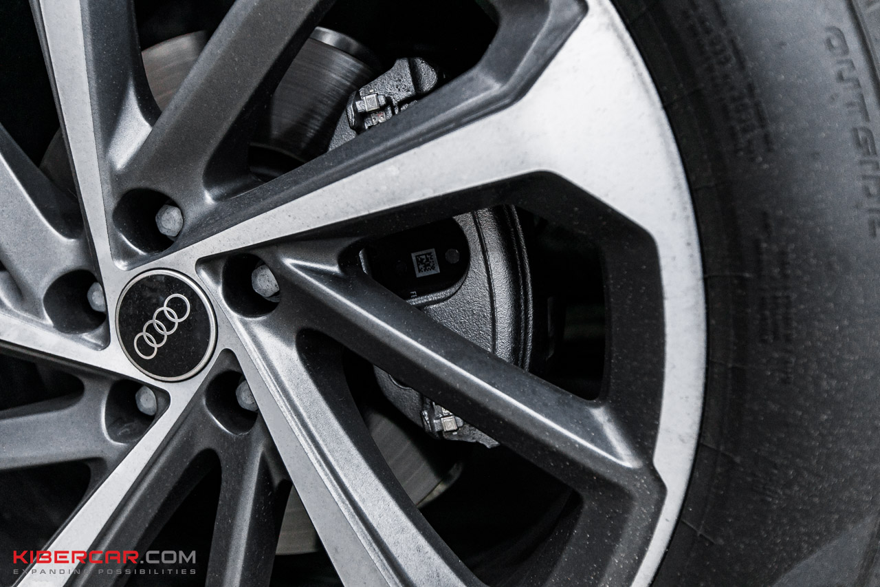 Audi Q5 тормоз