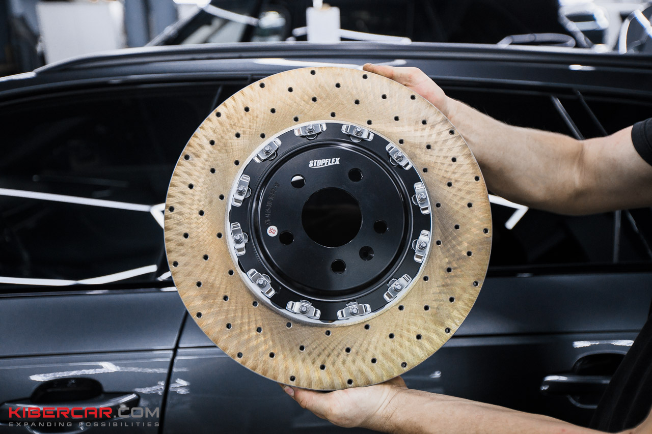 Двухсоставной перфорированный диск StopFlex для Audi S4