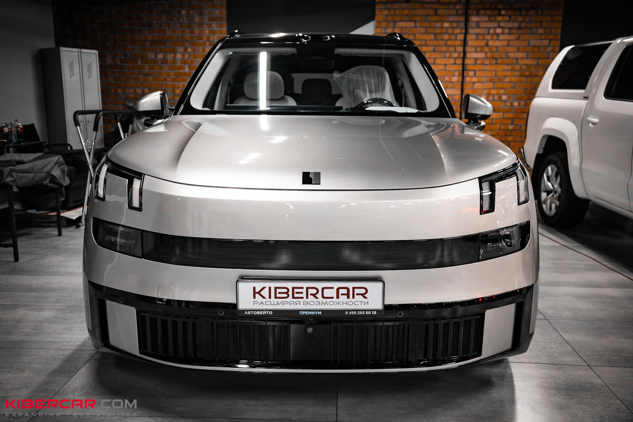 Lynk&Co 900 для установки камеры ночного видения в КИБЕРКАР