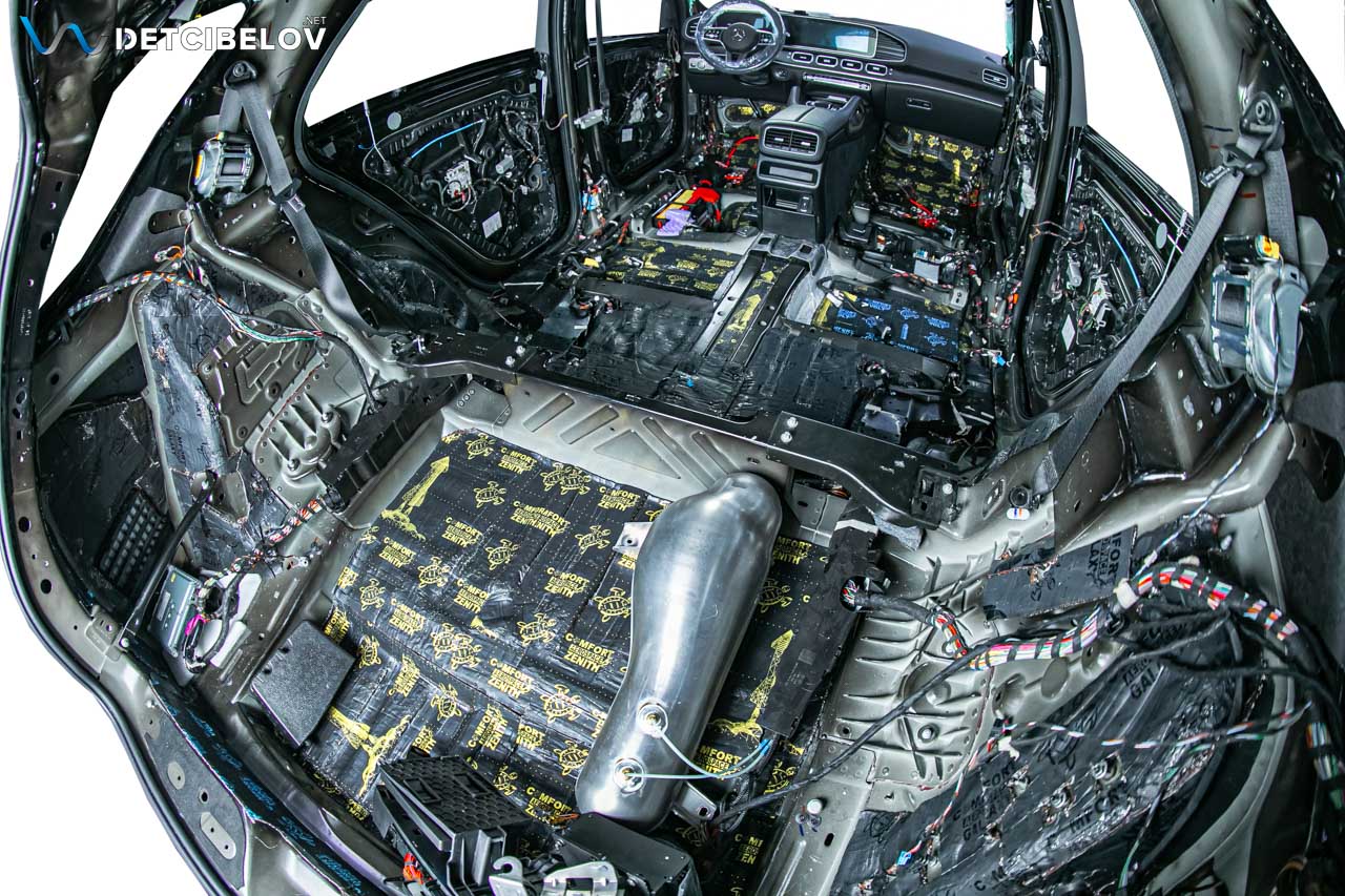 Шумоизоляция пола Mercedes-Benz GLE