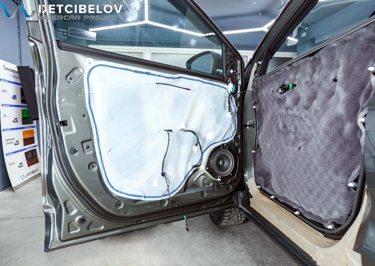 Geely Coolray (3).jpg