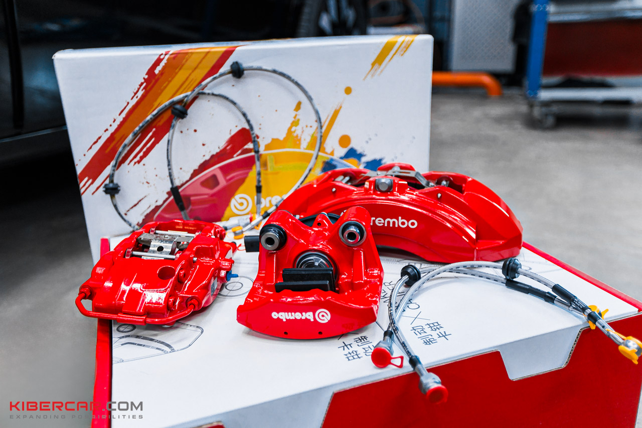 Toyota LC300 тормоза Brembo (13).jpg