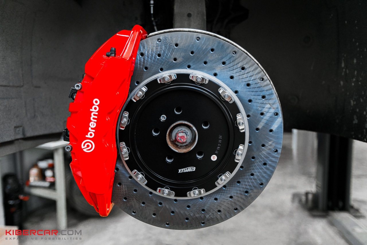 Zeekr 9X тормоза Brembo (14).jpg