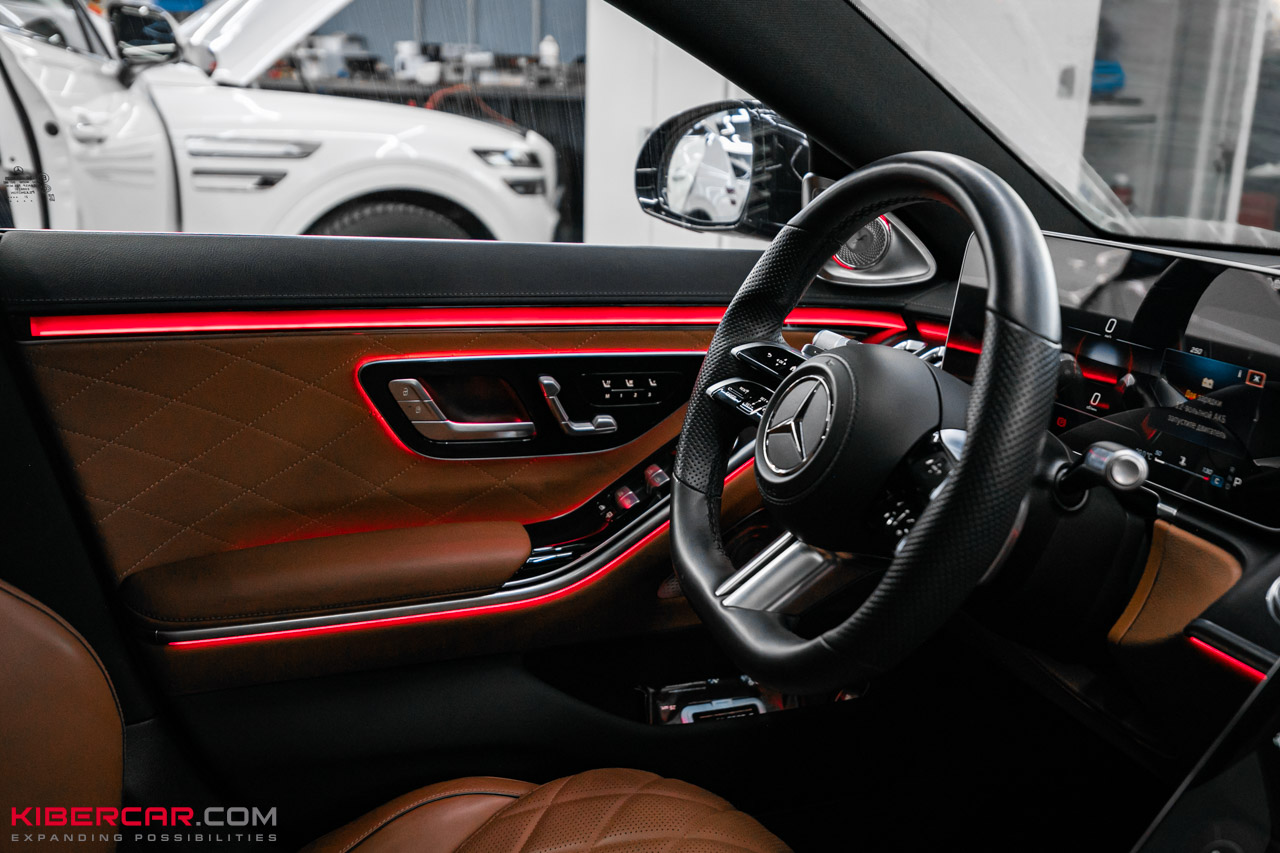 Mercedes-Benz S-Класс подсветка салона
