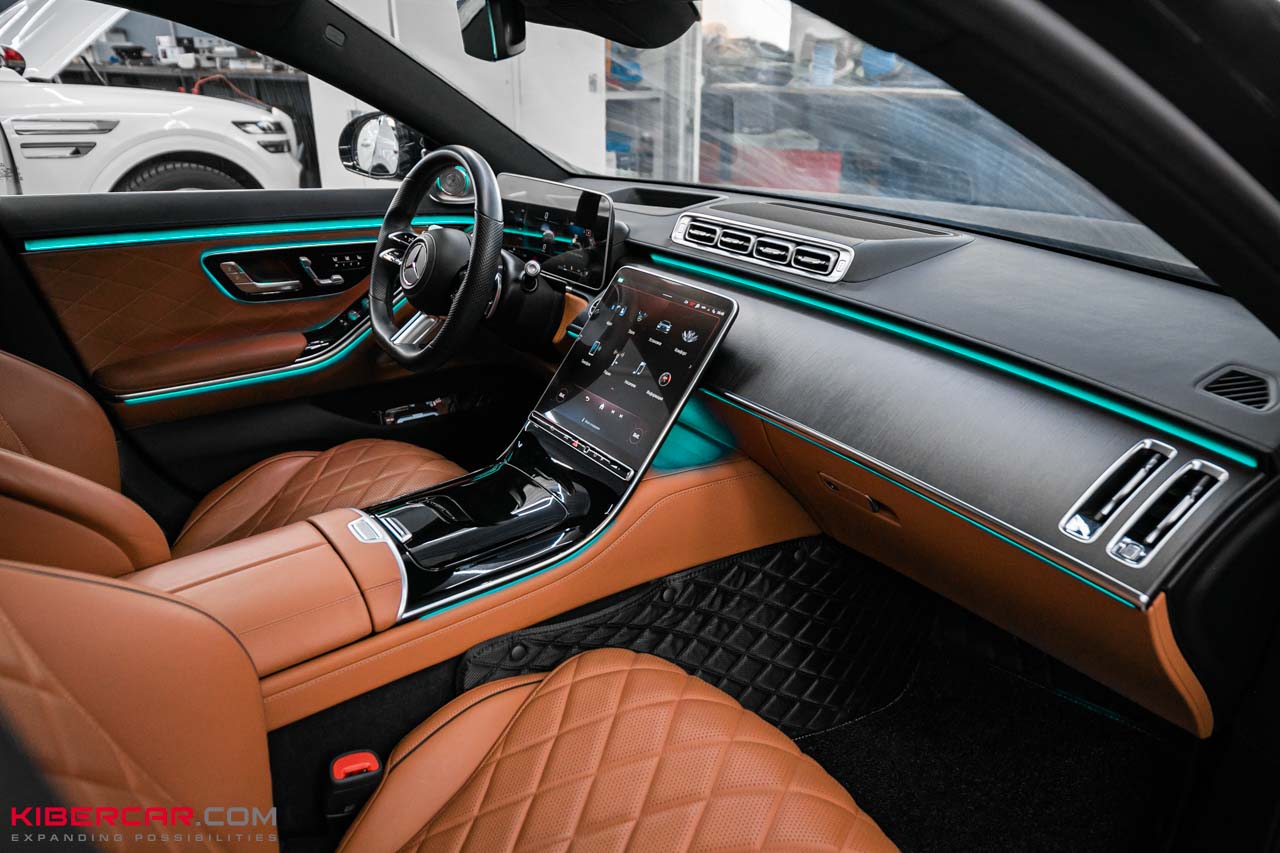 Установка подсветки салона Mercedes-Benz S-Класс