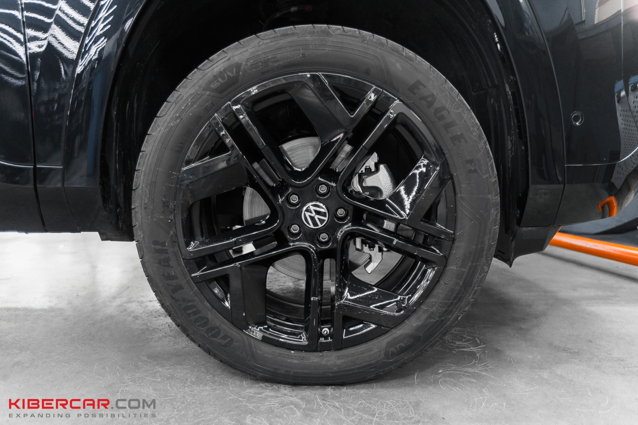 Volkswagen Teramont Pro до замены передних тормозов