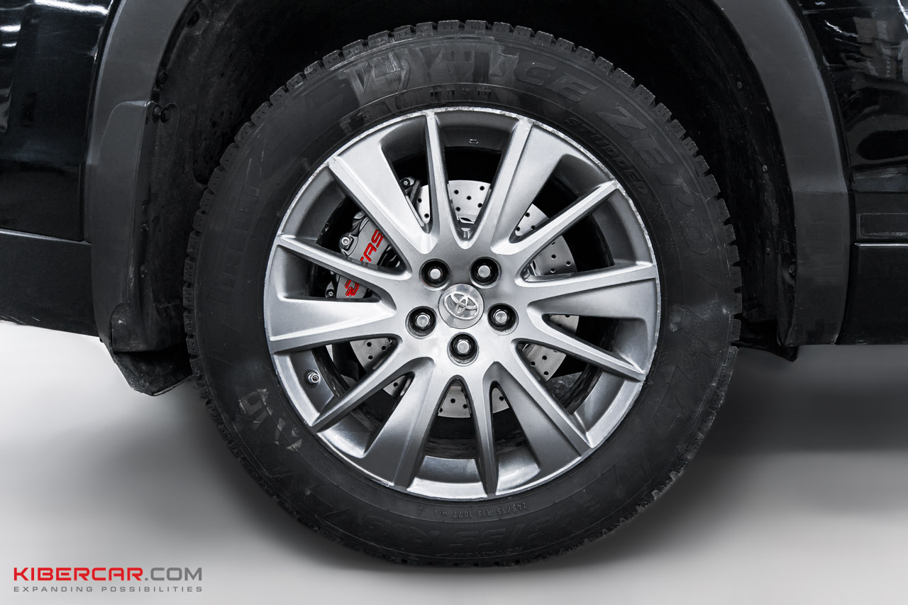 Установка тормозной системы в Toyota Highlander