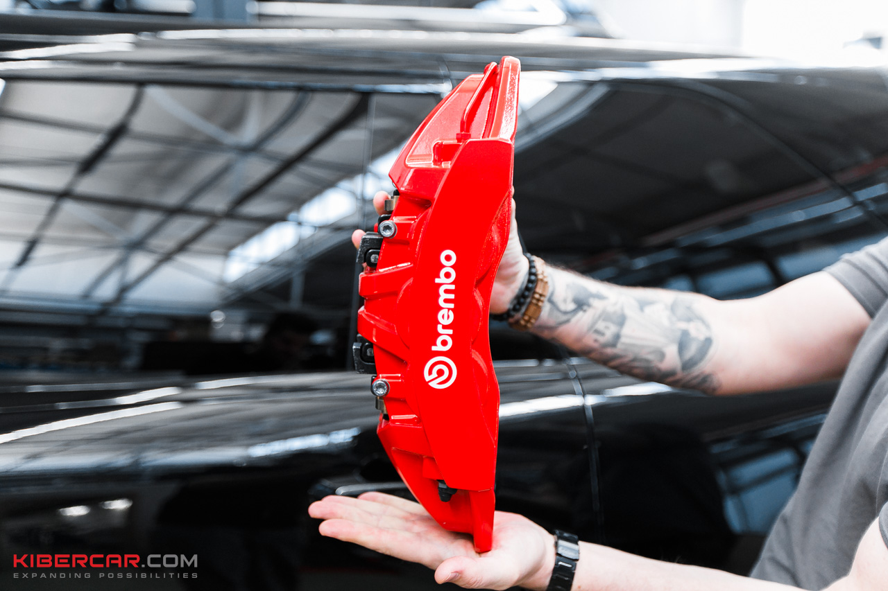 Zeekr 9X тормоза Brembo (4).jpg
