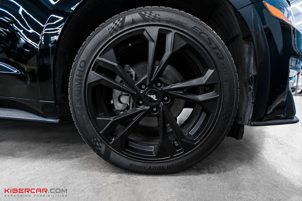 Ford Mustang тормоза Brembo (2).jpg