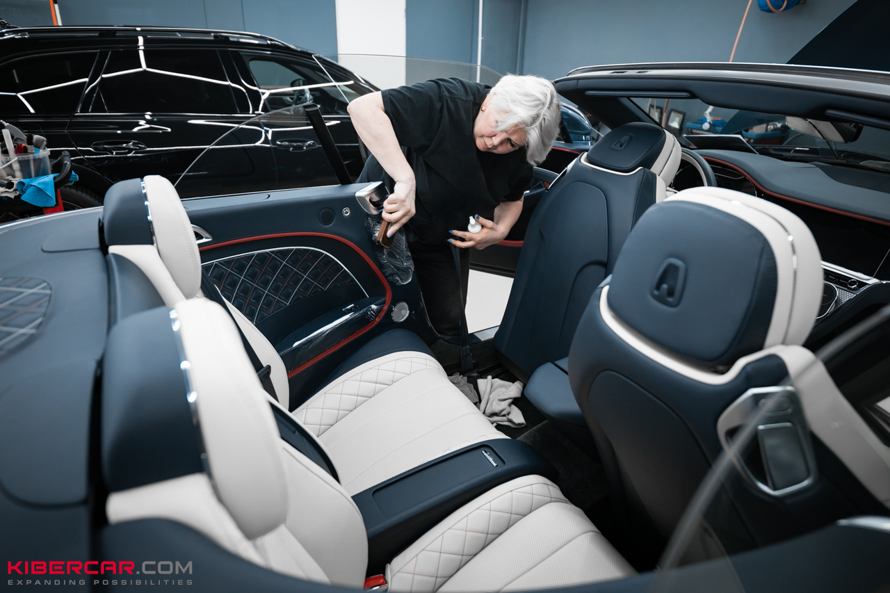 Химчистка салона Bentley Continental GT