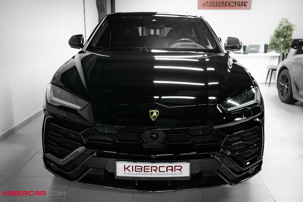 Полиуретановая пленка на Lamborghini Urus