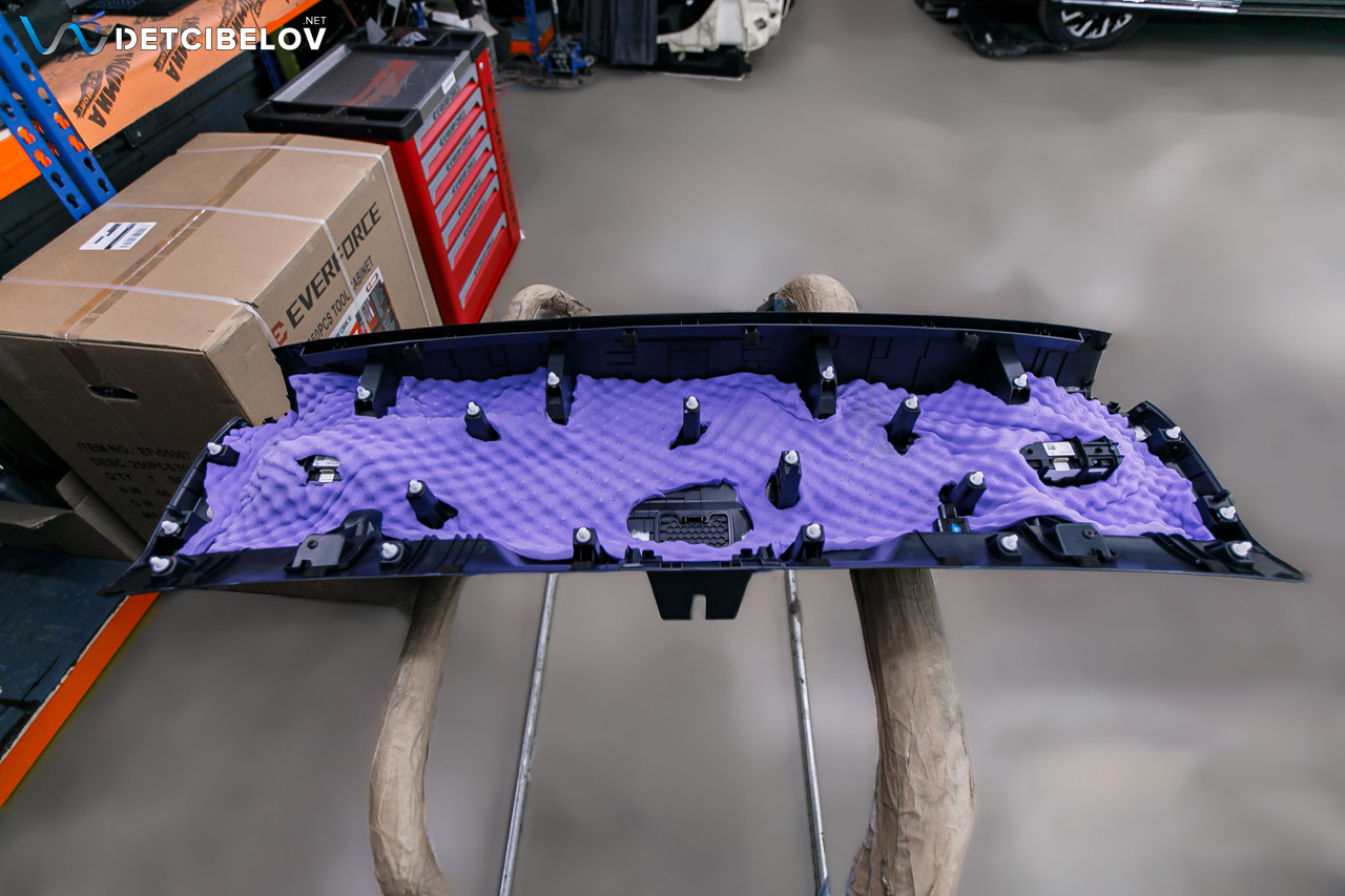 ZEEKR KAPOT BAGAJNIK-6.jpg