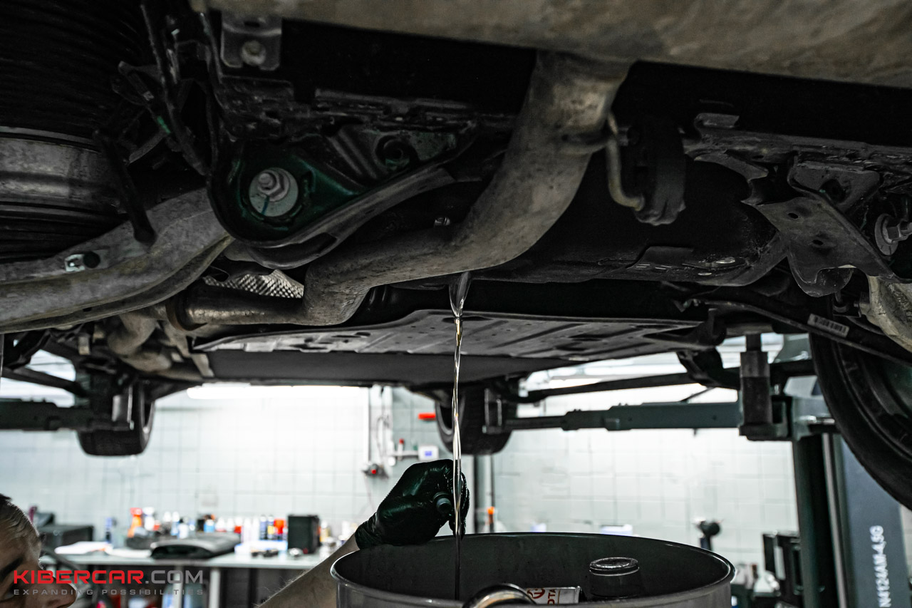 lynk-co-900-tekhobsluzhivanie (2).jpg