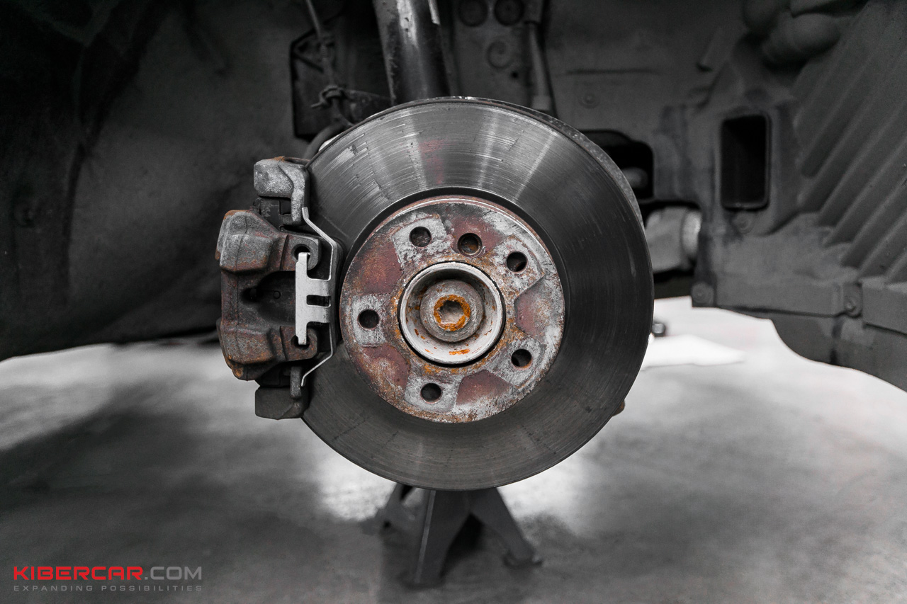 BMW 4 серии тормоза Brembo (3).jpg