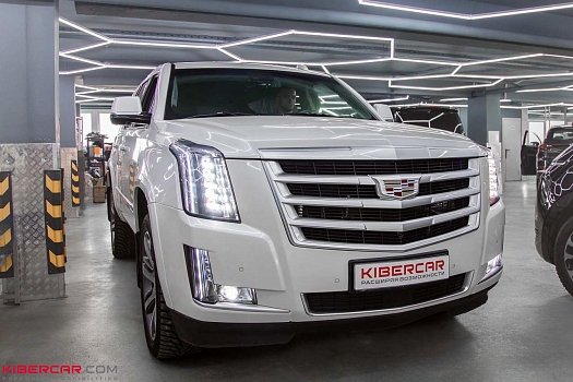 Cadillac Escalade: установка Bi-LED-линз последнего поколения