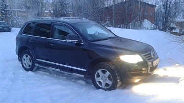 Отзыв владельца Volkswagen Touareg (1st generation): Поездка в Питер, получение приза от Киберкар, диски на 18!