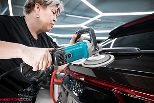 Ауди Q8: полировка кузова и нанесение керамического покрытия