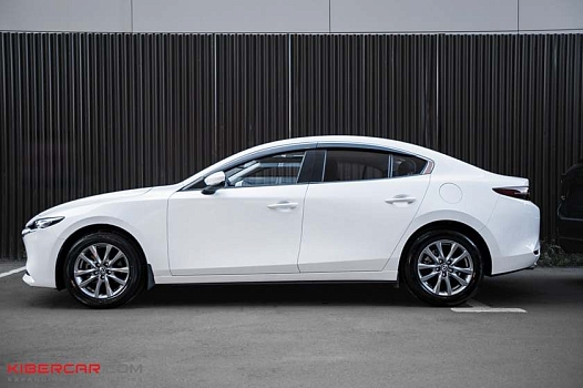 Mazda 3 2020: привезли с пробегом 39000 км дешевле рынка