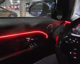 Владелец Land Rover Range Rover об установке амбиентной подсветки салона