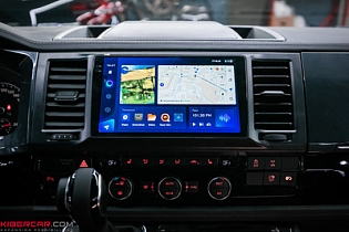 Volkswagen Multivan: головное устройство, потолочник, автозвук