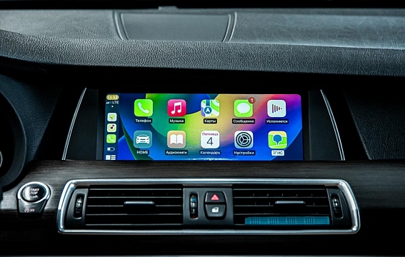 Apple CarPlay и Android Auto в Volvo