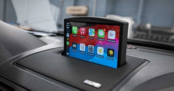 Apple CarPlay и Android Auto в Volvo V40 II поколение Рестайлинг