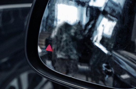 Volkswagen Multivan: установка системы контроля слепых зон