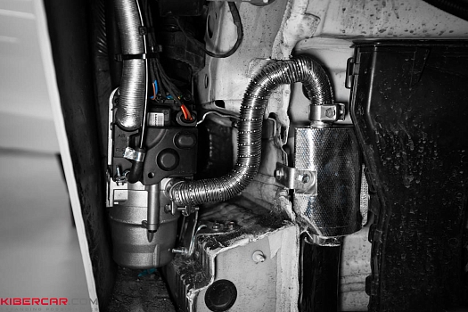 Mercedes-Benz AMG GT: установка предпускового подогревателя Webasto