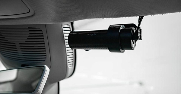Скрытая установка регистраторов BlackVue и Thinkware в Foton