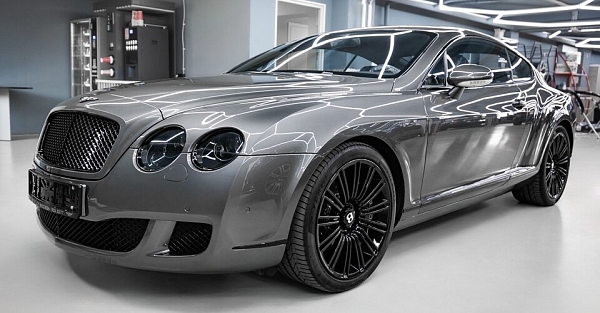 Антихром "Black Shadow" на Bentley Flying Spur II поколение