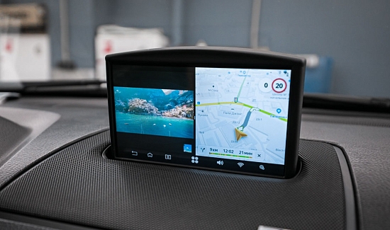 Volvo XC90: установка нового сенсорного монитора, AirTouch Performance и CarPlay