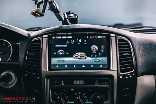 Toyota LC 105 2006: головное устройство Teyes CC4