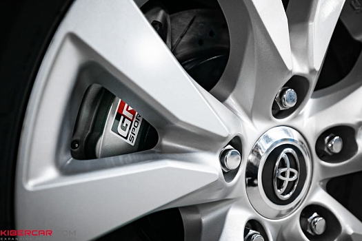 Тормоза TTSPORT на Land Cruiser 200: достойное торможение