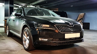 Отзыв владельца Skoda Superb Mk3: 3 недели с Android от KiberCar