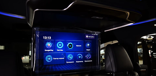 Toyota Alphard: монтаж потолочного монитора