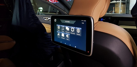 Лучший подарок для пассажиров: Установка и демонстрация мониторов заднего ряда в Volvo XC60