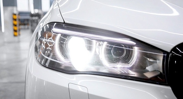 Установка би‑LED линз