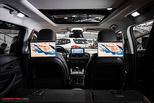 Навесные Android-мониторы для пассажиров заднего ряда