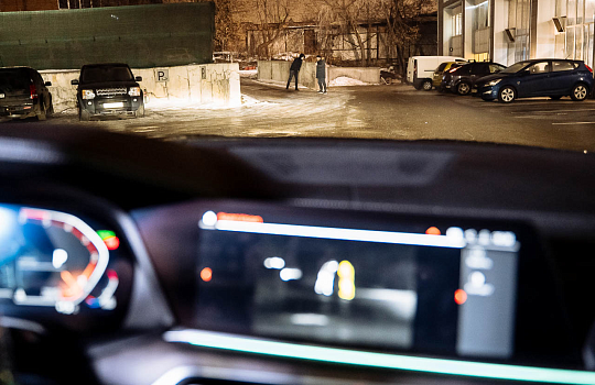 BMW X7 G07: комплекс оригинальных дооснащений с подключением опции Night Vision