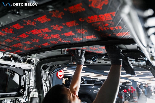 Lexus LM: полная шумоизоляция Comfort mat. Убираем гул от колес, шум дождя и вибрации