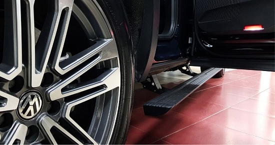 Установка и обзор: Автоматические электро пороги на Volkswagen Touareg