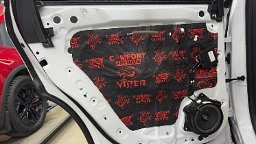 Владелец Geely Monjaro о шумоизоляции