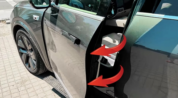 Установка электропривода дверей для LiXiang