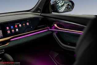 Geely Monjaro: атмосферная подсветка салона акриловыми нитями