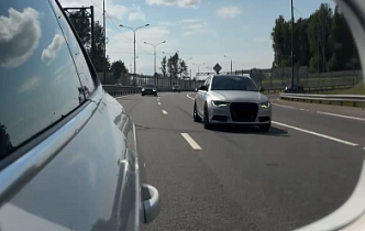 Владелец Audi A6 об установке доводчиков