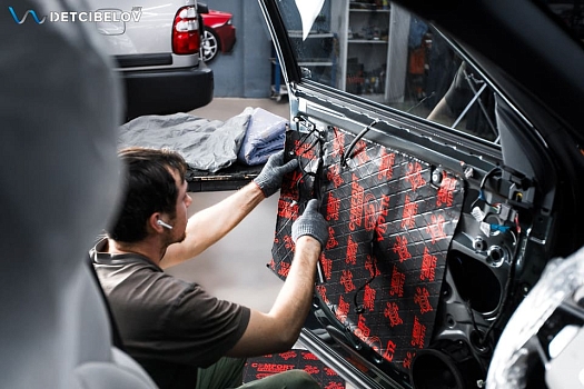 Geely Galaxy Starship 7: комплексная шумоизоляция материалами Comfort mat