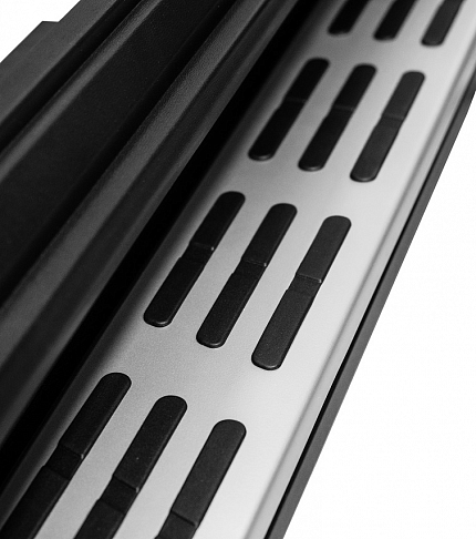 Стационарные пороги с покрытием Armored Shield для Mercedes-Benz