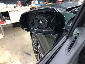 Владелец Geely Atlas об установке системы контроля слепых зон